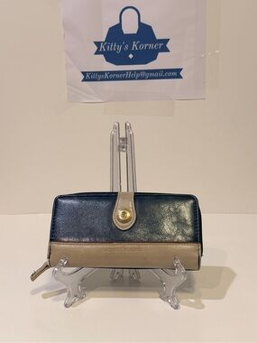 Stone Mountain Leather Wallet in Navy and Tan Color